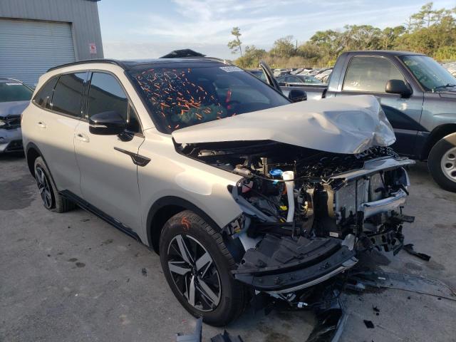 KIA SORENTO EX 2022 with VIN 5XYRH4LF2NG139314 - Photo from auction