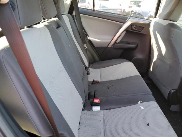 Photo 6 from auction – 2015 TOYOTA RAV4 LE with VIN JTMBFREV3FJ033187