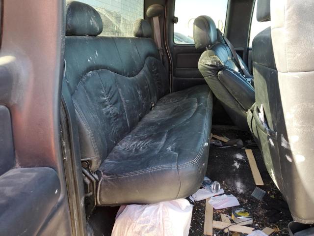 Photo 6 from auction – 2002 CHEVROLET SILVERADO with VIN 2GCEK19T121383604