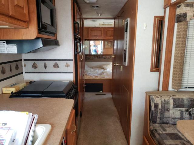 Photo 6 from auction – 2004 DAMO MOTORHOME with VIN 1F6NF53S540A01751