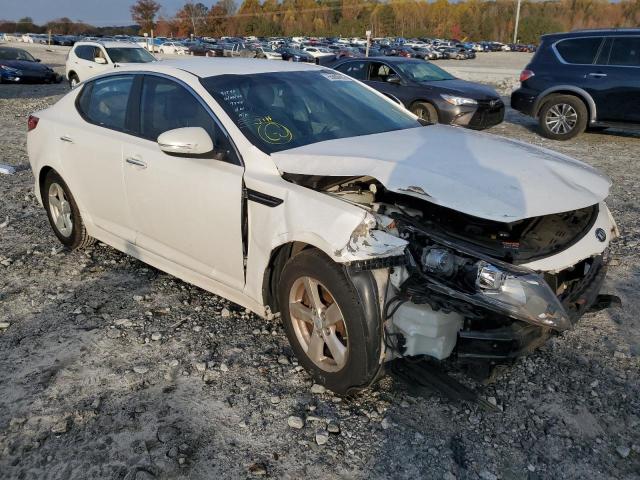 KIA OPTIMA LX 2015 con VIN KNAGM4A7XF5567945 - Foto de la subasta