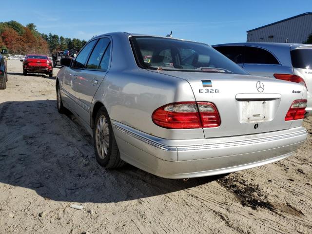Photo 3 from auction – 2000 MERCEDES-BENZ E 320 4MAT with VIN WDBJF82J4YX037657
