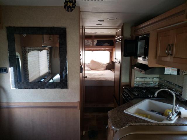 Photo 6 from auction – 2016 THOR FOUR WINDS with VIN 1FDXE4FS6GDC26851