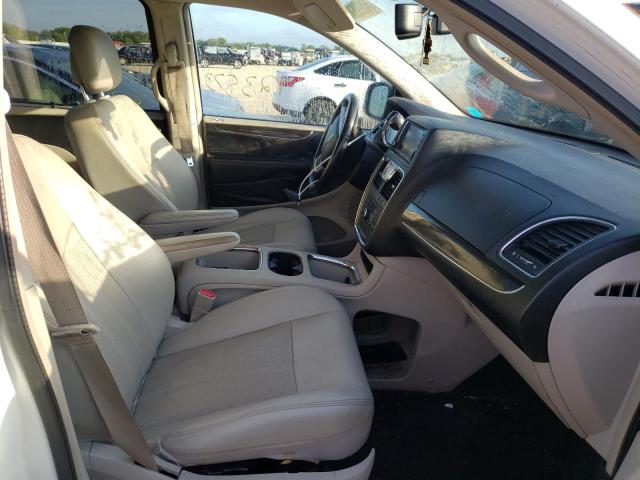 Photo 5 from auction – 2013 CHRYSLER TOWN & COU with VIN 2C4RC1CGXDR661284