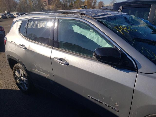 Photo 9 from auction – 2022 JEEP COMPASS LA with VIN 3C4NJDBB4NT123898