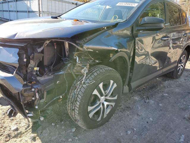 Photo 9 from auction – 2017 TOYOTA RAV4 LE with VIN JTMBFREV4HJ151865