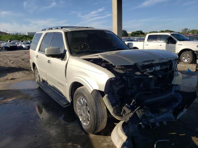 LINCOLN NAVIGATOR 2004 with VIN 5LMFU27R64LJ38492 - Photo from auction