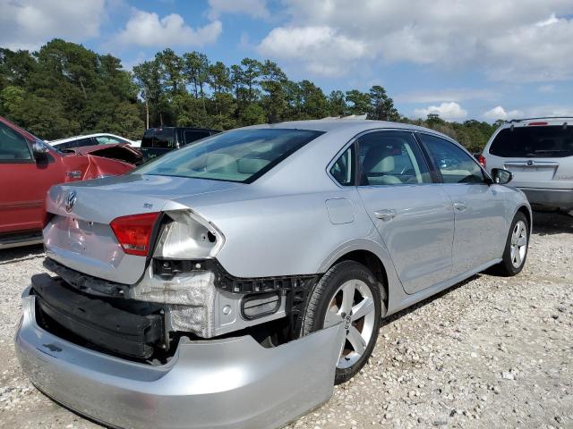 Photo 4 from auction – 2012 VOLKSWAGEN PASSAT SE with VIN 1VWBP7A38CC073297