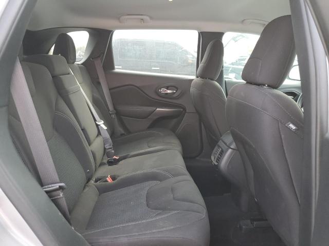 Photo 6 from auction – 2019 JEEP CHEROKEE L with VIN 1C4PJLCB9KD265859