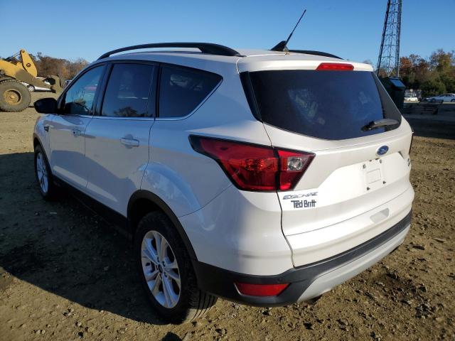 Photo 3 from auction – 2019 FORD ESCAPE SEL with VIN 1FMCU0HD1KUC30677