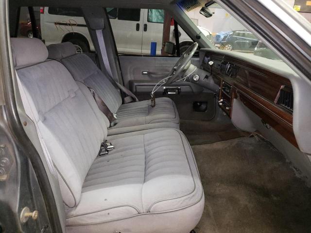 Photo 5 from auction – 1986 FORD LTD CROWN with VIN 2FABP43F1GX213195