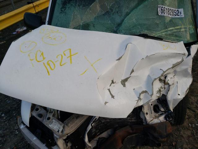 Photo 7 from auction – 2000 CHEVROLET ASTRO with VIN 1GNEL19W6YB134397