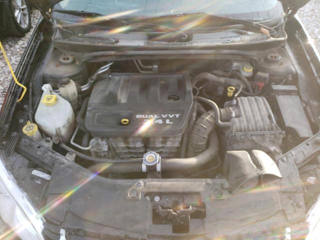 Photo 7 from auction – 2014 CHRYSLER 200 LX with VIN 1C3CCBAB5EN140771