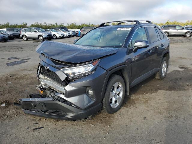Photo 2 from auction – 2019 TOYOTA RAV4 XLE with VIN 2T3W1RFV8KC016624