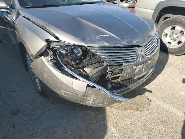 Zdjęcie 9 z aukcji – 2016 LINCOLN MKZ z VIN 3LN6L2G92GR606553
