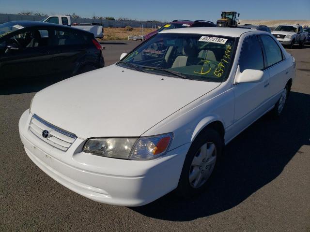 Photo 2 from auction – 2000 TOYOTA CAMRY CE with VIN JT2BG22KXY0465789