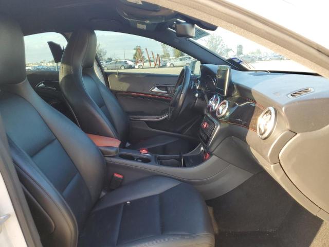 Photo 5 from auction – 2015 MERCEDES-BENZ CLA 250 with VIN WDDSJ4EB5FN167429