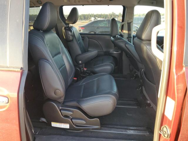 Photo 6 from auction – 2016 TOYOTA SIENNA SE with VIN 5TDXK3DC0GS747121