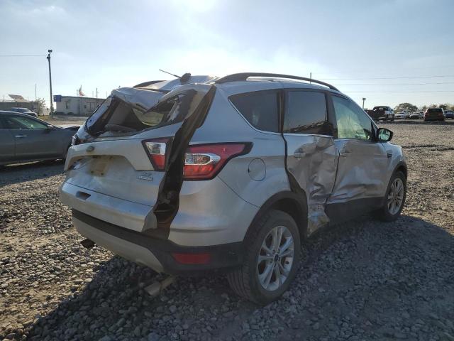 Photo 4 from auction – 2018 FORD ESCAPE SE with VIN 1FMCU0GD7JUD13658