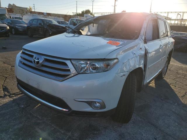 Photo 2 from auction – 2013 TOYOTA HIGHLANDER with VIN 5TDYK3EH9DS108410