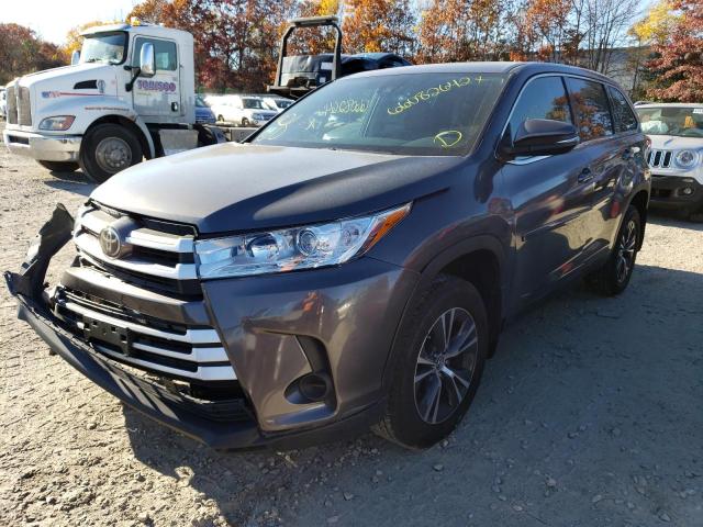 Photo 2 from auction – 2019 TOYOTA HIGHLANDER with VIN 5TDBZRFH7KS740323