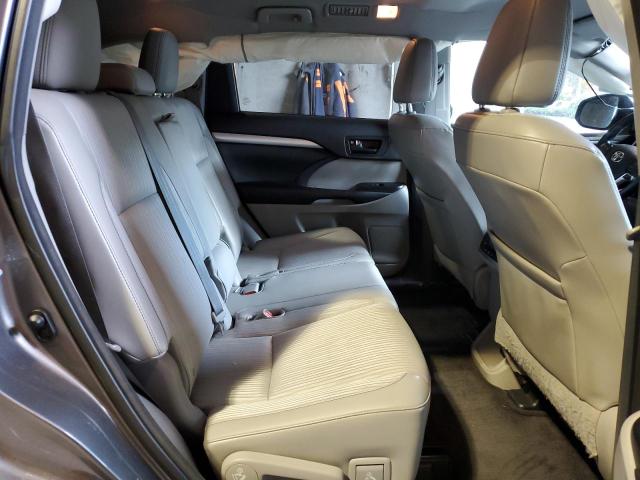 Photo 6 from auction – 2015 TOYOTA HIGHLANDER with VIN 5TDZKRFH0FS085253