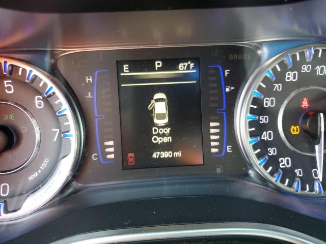 Photo 8 from auction – 2015 CHRYSLER 200 LIMITE with VIN 1C3CCCABXFN548965