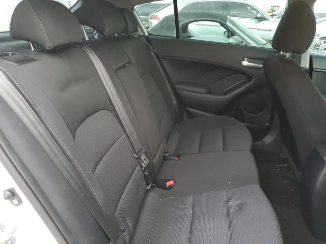 Photo 6 from auction – 2017 KIA FORTE LX with VIN KNAFK5A82H5693929