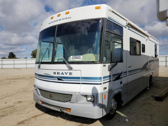 Photo 2 from auction – 2003 WINNEBAGO BRAVE with VIN 5B4LP57G433360034