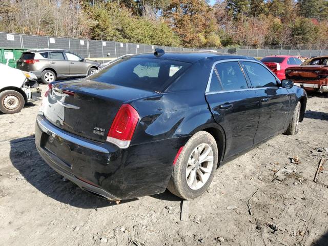 Photo 4 from auction – 2016 CHRYSLER 300 LIMITE with VIN 2C3CCAAG8GH197824
