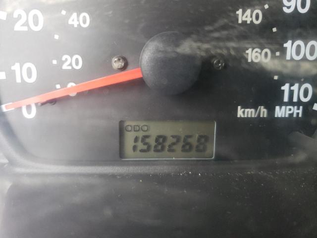 Photo 8 from auction – 2002 CHEVROLET TRACKER with VIN 2CNBJ13C626905351