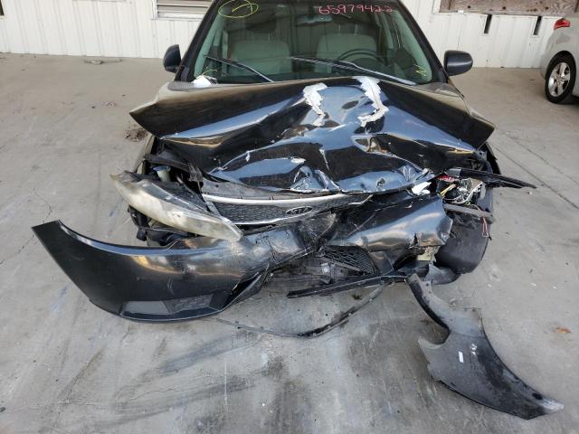 Photo 9 from auction – 2013 KIA FORTE LX with VIN KNAFT4A28D5716403