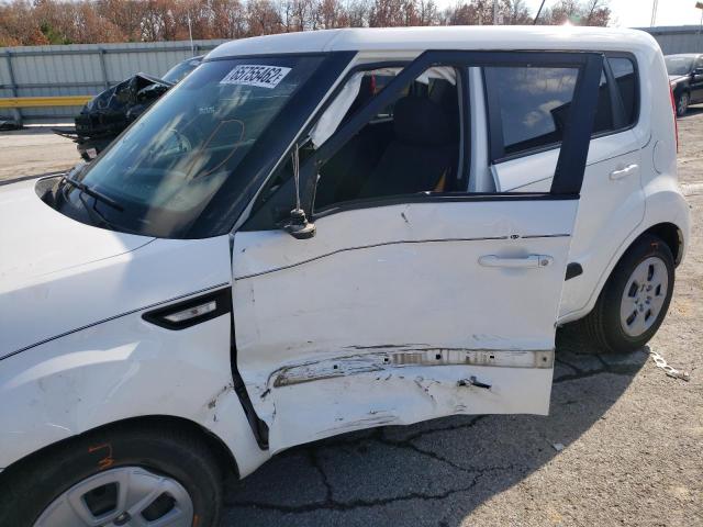 Photo 9 from auction – 2013 KIA SOUL with VIN KNDJT2A5XD7769328