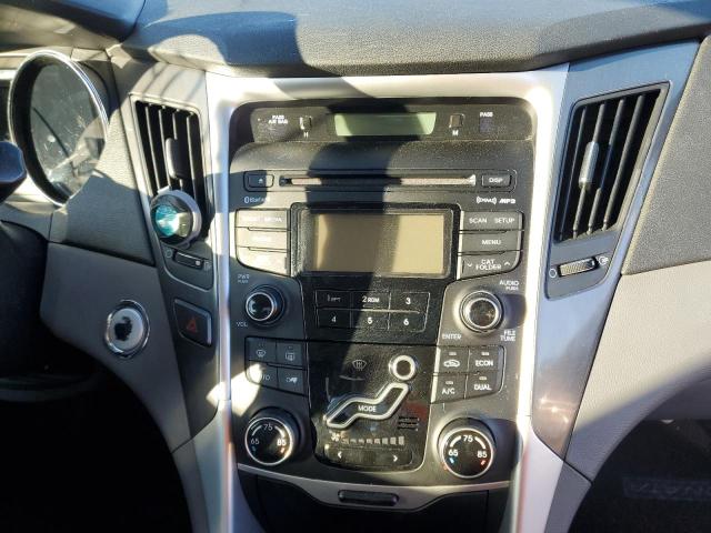 Photo 9 from auction – 2012 HYUNDAI SONATA HYB with VIN KMHEC4A45CA062557