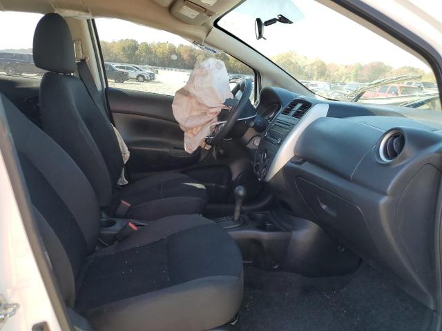 Photo 5 from auction – 2015 NISSAN VERSA NOTE with VIN 3N1CE2CP3FL432695