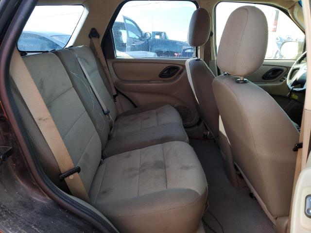 Photo 6 from auction – 2005 FORD ESCAPE XLS with VIN 1FMYU92Z05KB41407