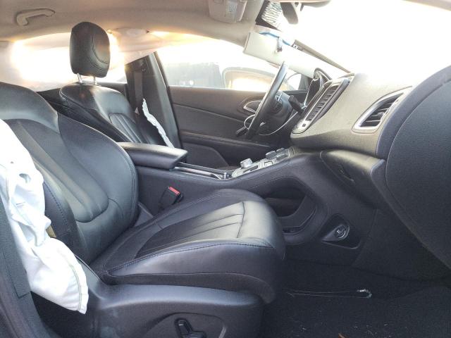 Photo 5 from auction – 2015 CHRYSLER 200 C with VIN 1C3CCCCG8FN501572