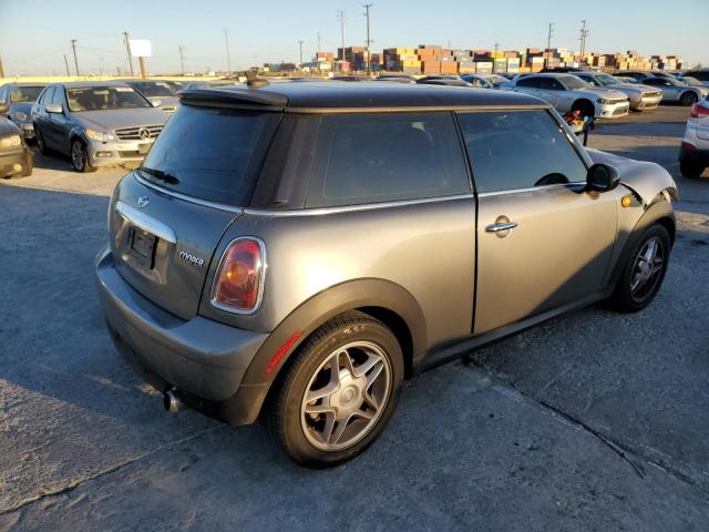 Photo 4 from auction – 2010 MINI COOPER with VIN WMWMF3C54ATZ25421