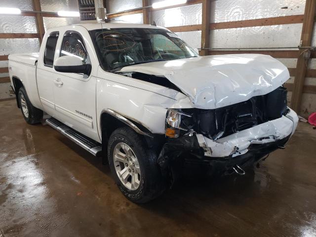 CHEVROLET SILVERADO 2011 with VIN 1GCRKTE36BZ138940 - Photo from auction