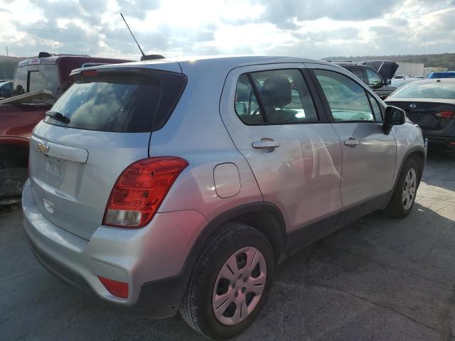 Photo 4 from auction – 2017 CHEVROLET TRAX LS with VIN 3GNCJKSB1HL251314