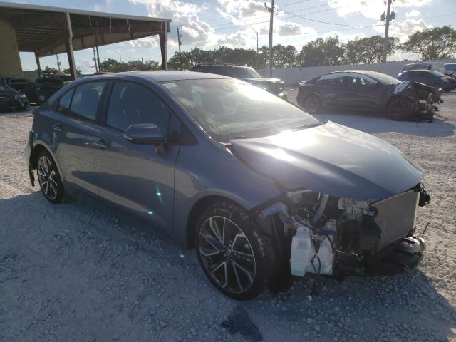 TOYOTA COROLLA SE 2022 with VIN 5YFS4MCE6NP121589 - Photo from auction