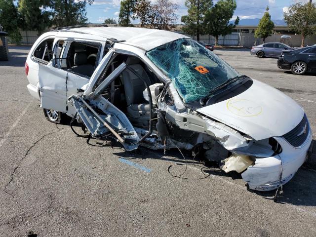 Photo 9 from auction – 2004 CHRYSLER TOWN & COU with VIN 2C4GP44R44R612899