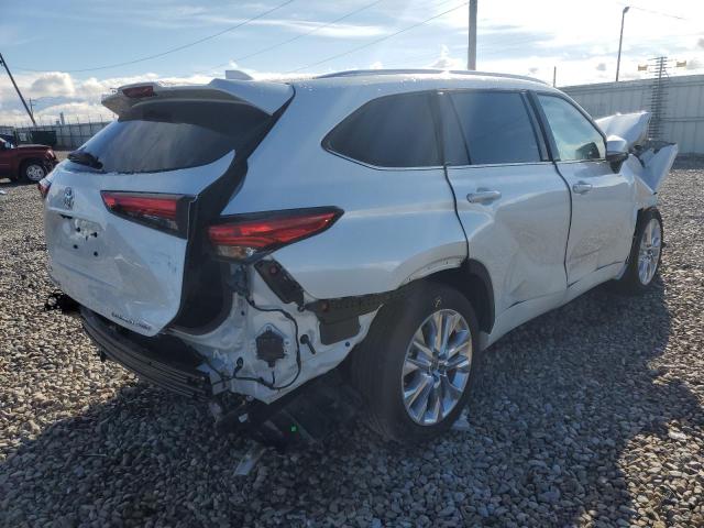 Photo 4 from auction – 2022 TOYOTA HIGHLANDER with VIN 5TDDZRBH8NS193646