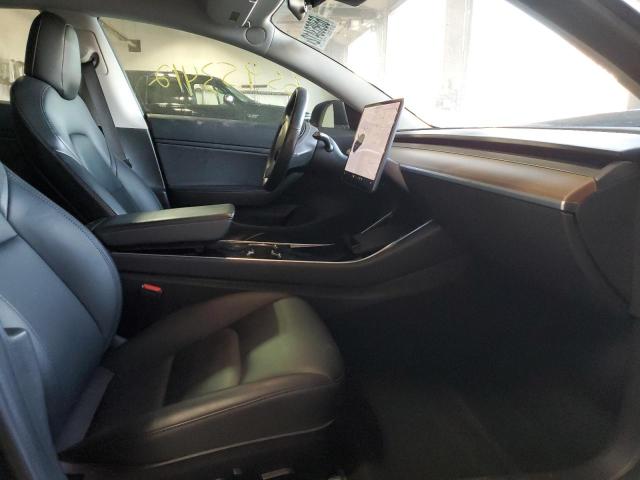 Photo 5 from auction – 2018 TESLA MODEL 3 with VIN 5YJ3E1EB2JF103227