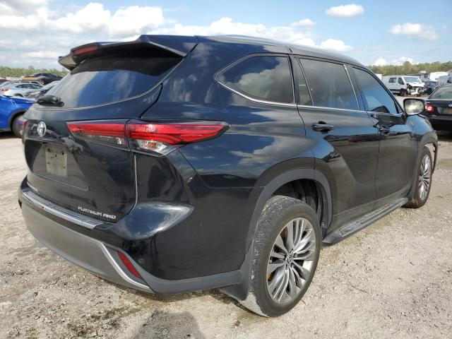 Photo 4 from auction – 2021 TOYOTA HIGHLANDER with VIN 5TDFZRBH6MS101294