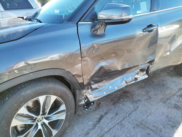 Photo 9 from auction – 2021 TOYOTA HIGHLANDER with VIN 5TDHZRBH0MS077020