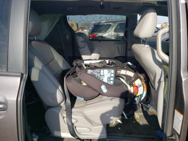 Photo 6 from auction – 2015 TOYOTA SIENNA XLE with VIN 5TDYK3DC7FS681749