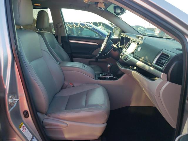 Photo 5 from auction – 2015 TOYOTA HIGHLANDER with VIN 5TDJKRFHXFS184739