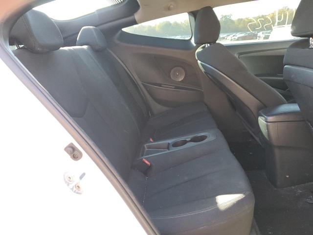 Photo 6 from auction – 2015 HYUNDAI VELOSTER with VIN KMHTC6AD4FU236222