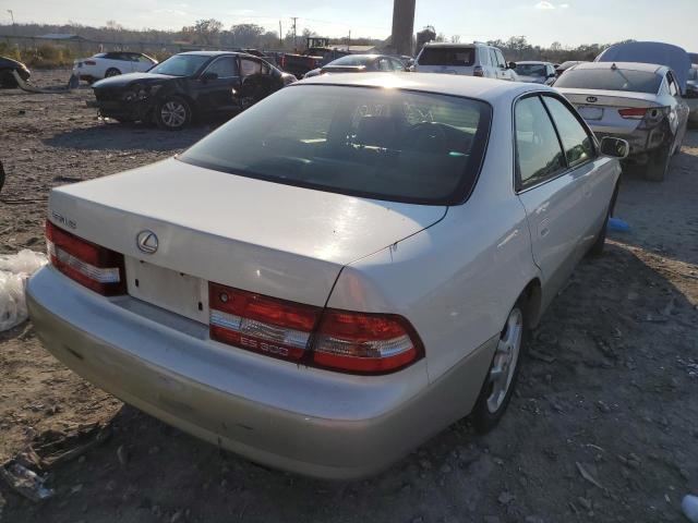 Photo 4 from auction – 2000 LEXUS ES 300 with VIN JT8BF28G3Y5076393